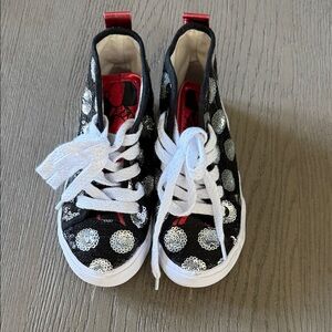 Adorable NWOT Black Sequin Minnie Mouse Disney Parks high tops
